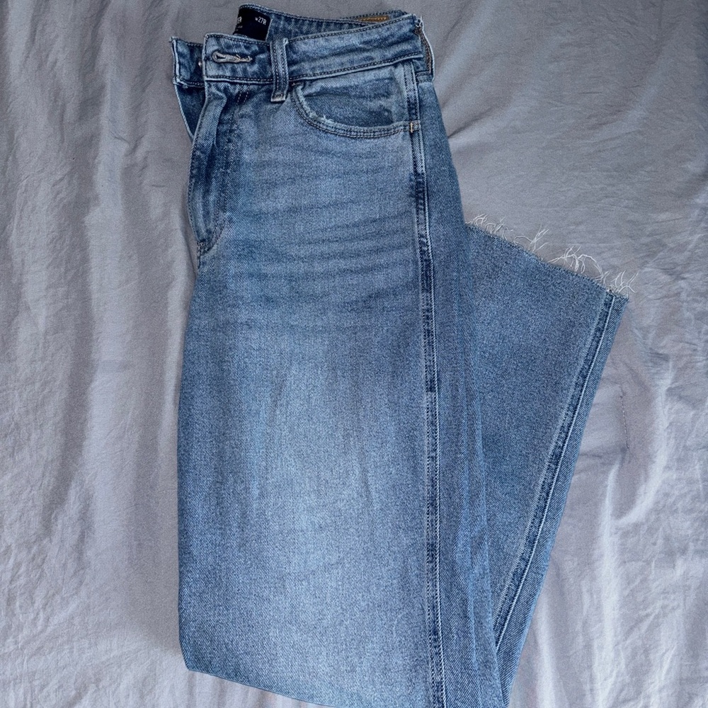 Hollister Light Blue Mom Jeans